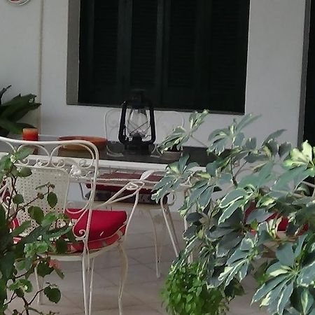 Mouroukis Rooms Loutra Edipsou  Exterior foto